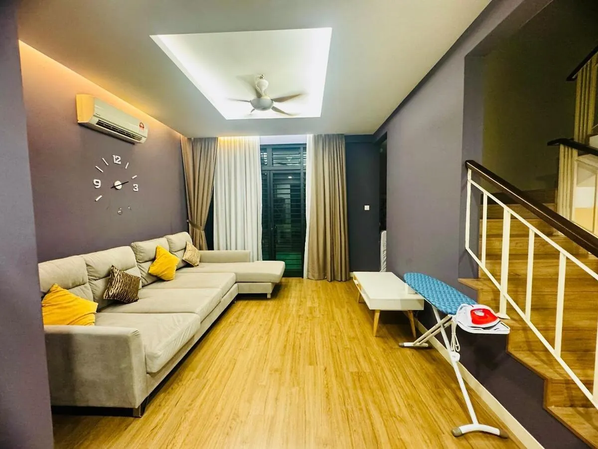 Opulent Villa For 20Pax Bbq, Steps To Beach Market Batu Ferringhi